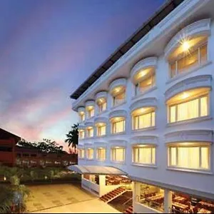 **** Hotel Cochin Palace India